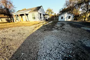 632 Peggs St, DeSoto, TX 75115 - Photo 4