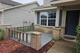 9825 George Washington Dr, McKinney, TX 75072 - Photo 2