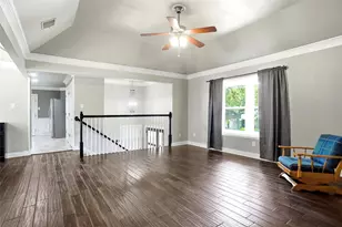6813 Parkwood Dr, North Richland Hills, TX 76182 - Photo 4