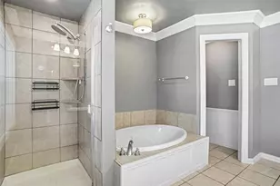 6813 Parkwood Dr, North Richland Hills, TX 76182 - Photo 20