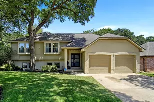 6813 Parkwood Dr, North Richland Hills, TX 76182 - Photo 1
