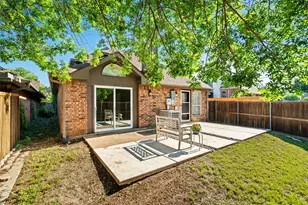 381 Arbor Ln, Euless, TX 76039 - Photo 28