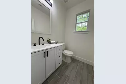 201 E 10th Street, Kaufman, TX 75142 - Photo 22