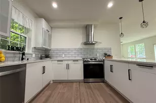 201 E 10th St, Kaufman, TX 75142 - Photo 2