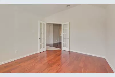 2347 Collin Drive, Grand Prairie, TX 75052 - Photo 30