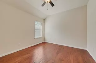 2347 Collin Dr, Grand Prairie, TX 75052 - Photo 26