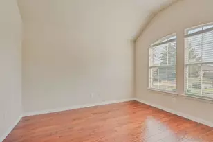 2347 Collin Dr, Grand Prairie, TX 75052 - Photo 28