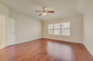 2347 Collin Dr, Grand Prairie, TX 75052 - Photo 20