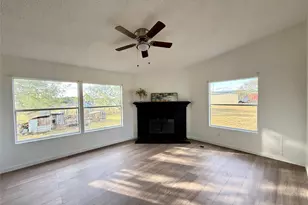 332 Water View Ln, Weatherford, TX 76085 - Photo 8