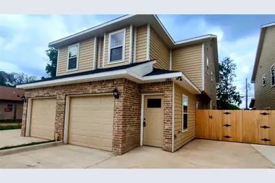 1705 Ash Crescent Street, Fort Worth, TX 76104 - Photo 1