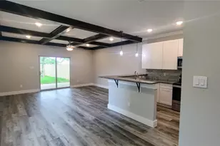 1705 Ash Crescent St, Fort Worth, TX 76104 - Photo 2