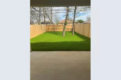 1705 Ash Crescent Street, Fort Worth, TX 76104 - Photo 8