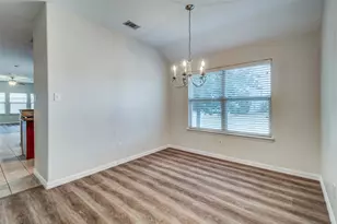 2100 Willow Creek Dr, Little Elm, TX 75068 - Photo 6