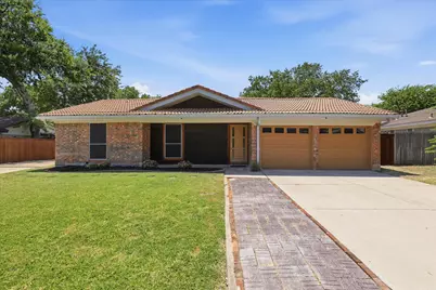 2237 Shady Brook Drive, Bedford, TX 76021 - Photo 4