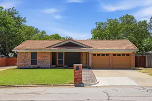 2237 Shady Brook Dr, Bedford, TX 76021 - Photo 1