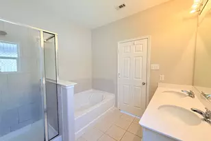 2404 Bermont Red Ln, Fort Worth, TX 76131 - Photo 10