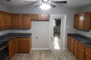 2697 Poplar Dr, Flower Mound, TX 75028 - Photo 6