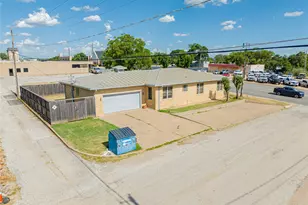 514 W Walker St, Breckenridge, TX 76424 - Photo 24