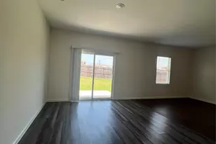 711 Camden Dr, Lavon, TX 75166 - Photo 10