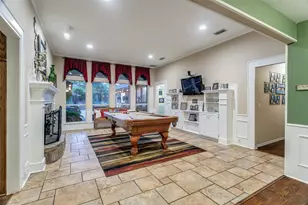 336 Shadow Wood Ln, Hurst, TX 76054 - Photo 8