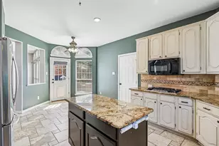 11405 Knoxville Ln, Frisco, TX 75035 - Photo 6