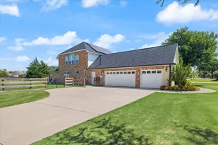 8101 Oak Creek Ln, Denton, TX 76208 - Photo 28