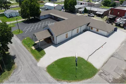 400 N Houston Avenue, Pottsboro, TX 75021 - Photo 1