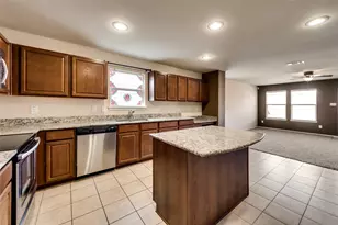 7000 Derbyshire Dr, Fort Worth, TX 76137 - Photo 10