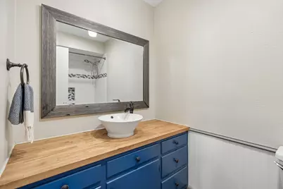 1034 8th Street, Grand Prairie, TX 75050 - Photo 18