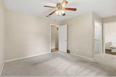 1034 8th Street, Grand Prairie, TX 75050 - Photo 14