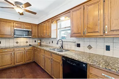 1005 De Pauw Drive, Arlington, TX 76012 - Photo 8