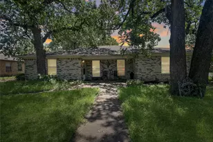 [Address not provided], North Richland Hills, TX 76182 - Photo 2