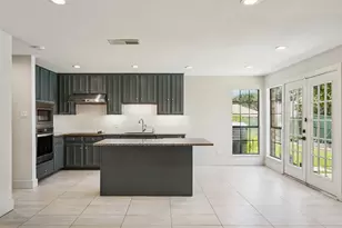 14815 Surveyor Blvd, Addison, TX 75001 - Photo 8