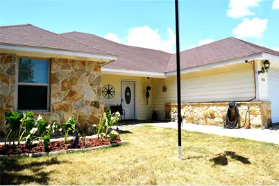 4010 Iron Horse Trail, Granbury, TX 76048 - Photo 2