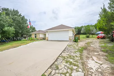 4010 Iron Horse Trail, Granbury, TX 76048 - Photo 40