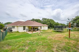 4010 Iron Horse Trail, Granbury, TX 76048 - Photo 32