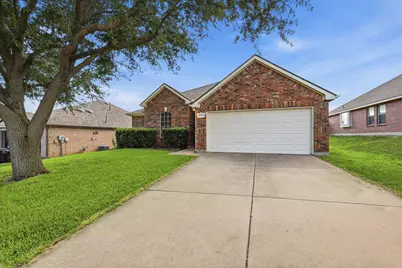 2825 Saddlebred Trail, Celina, TX 75009 - Photo 2