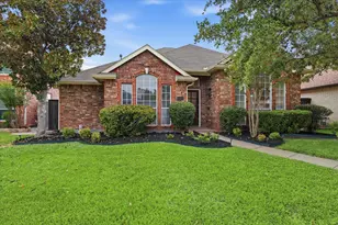 1760 Blackstone Dr, Carrollton, TX 75007 - Photo 2