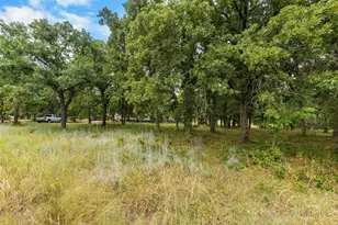 439 Slayden Dr, Sunset, TX 76270 - Photo 26