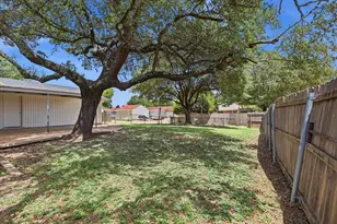 3301 Hillsdale Ln, Garland, TX 75042 - Photo 28