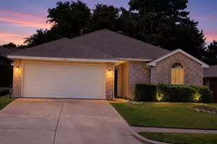 1115 Parker Ct, Cedar Hill, TX 75104 - Photo 1