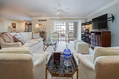 [Address not provided], Dallas, TX 75219 - Photo 2