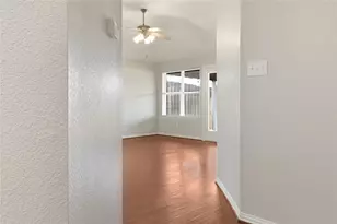 2713 Dawn Spring Dr, Little Elm, TX 75068 - Photo 4