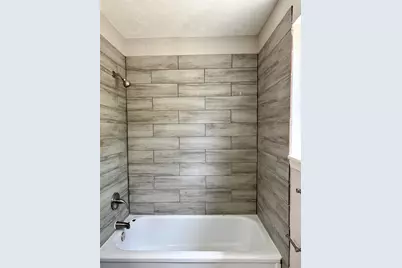 3912 Shawnee Trail, Lake Worth, TX 76135 - Photo 16