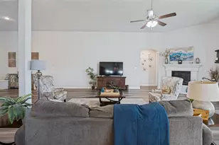 217 Castle Creek Dr, Red Oak, TX 75154 - Photo 16