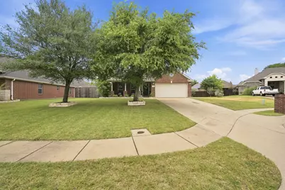 5205 Medallion Court, Midlothian, TX 76065 - Photo 2
