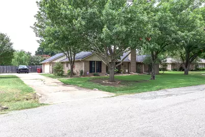 5500 Bello Vista Drive, Sherman, TX 75090 - Photo 2