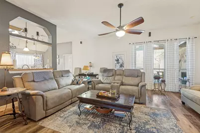 3401 Lochaven Drive, Rowlett, TX 75088 - Photo 6
