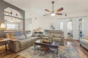 3401 Lochaven Dr, Rowlett, TX 75088 - Photo 6