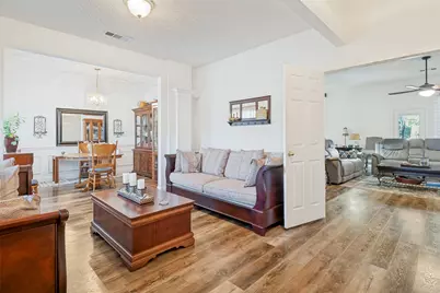 3401 Lochaven Drive, Rowlett, TX 75088 - Photo 4